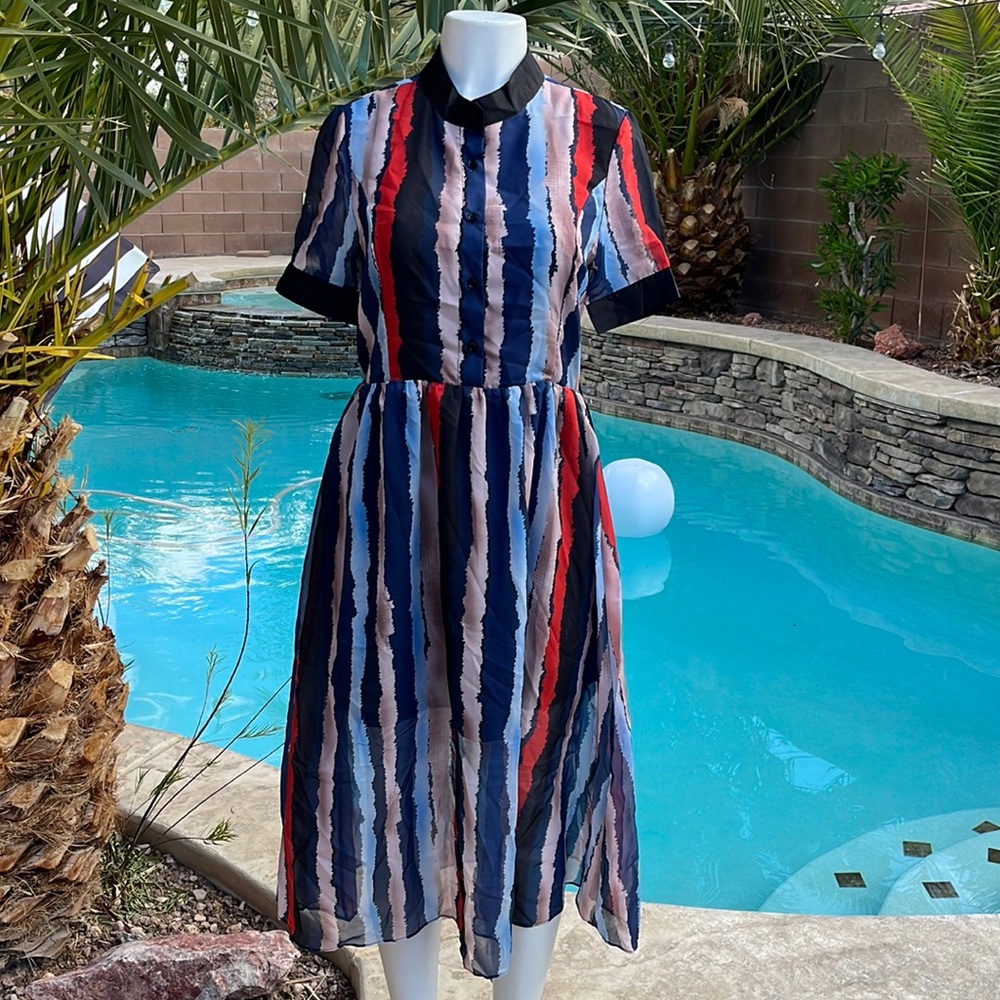 NWT Beautiful Chiffon Women’s Dress